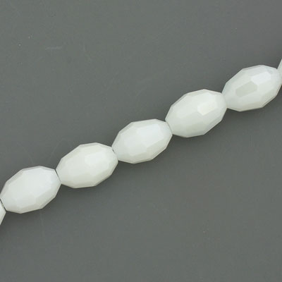 10 X 8 MM OVAL WHITE ALABASTER - 72 PCS
