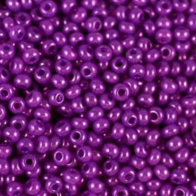 #6/0 ROCAILLES - APPROX 40G - OPAQUE DARK PURPLE