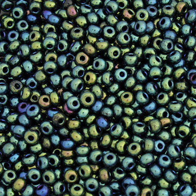 #6/0 ROCAILLES - APPROX 40G - METALLIC GREEN IRIS