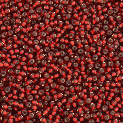 #9/0 ROCAILLES - APPROX 40G - SILVER LINED RED
