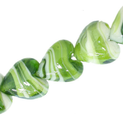 20 MM GLASS HEART BEADS - GREEN / WHITE SWIRL - 20 PCS