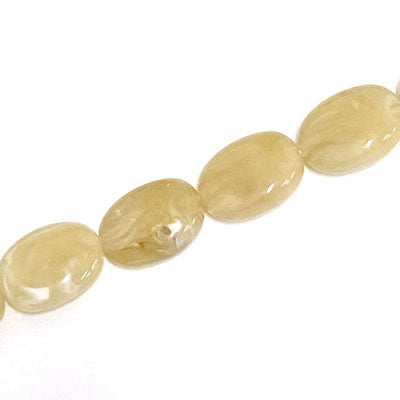 19 X 15 MM FLAT OVAL BEADS - CREAM SWIRL - 16 PCS