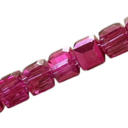 10 MM CUBE BEADS APPROX 38 PCS / CRYSTAL METALLIC HOT PINK