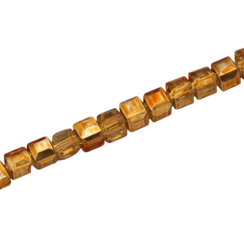 4 MM CUBE BEADS APPROX 98 PCS / CRYSTAL METALLIC COPPER