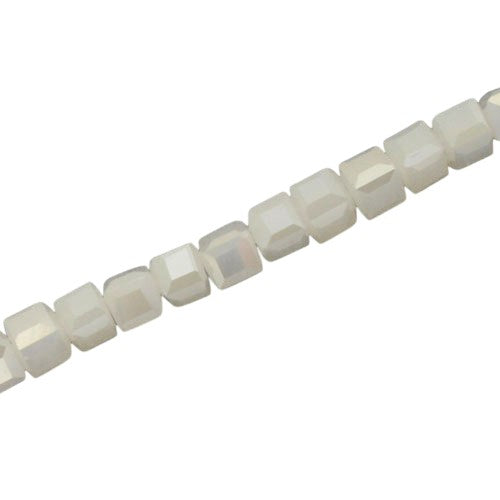 4 MM CUBE BEADS APPROX 98 PCS / PEARL WHITE