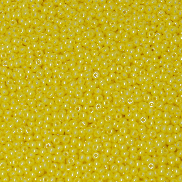 #11/0 ROCAILLES  - APPROX 40G - PEARL YELLOW