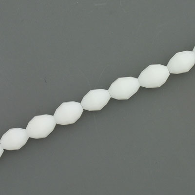 8 X 6 MM OVAL WHITE - 72 PCS