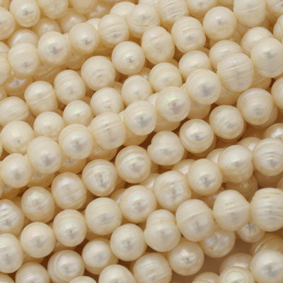 9.5 MM FRESH WATER PEARLS - 35 CM STRAND (FWP09)