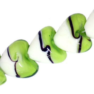 20 MM GLASS HEART BEADS - GREEN / WHITE - 20 PCS