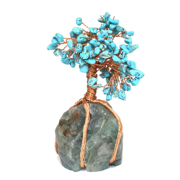 BLUE HOWLITE AND FLUORITE GEMSTONE TREE APPROX 14CM