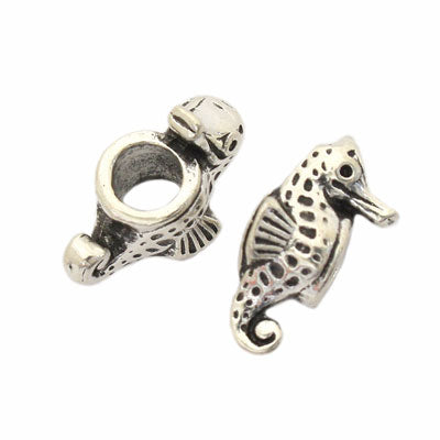 14 MM (4 MM HOLE) SEAHORSE SILVER BEADS - 10 PCS