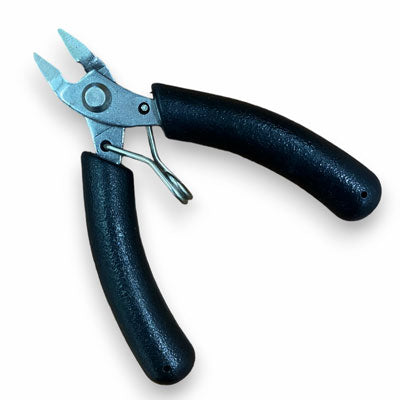 FLUSH CUTTERS BLACK HANDLE